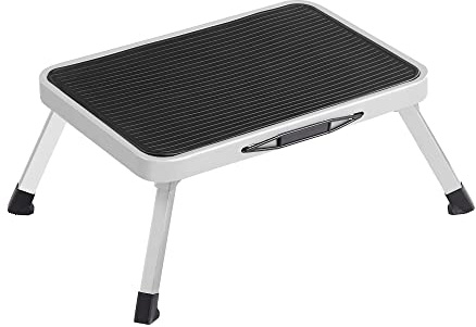 SONGMICS Marchepied 1 Marche Pliable, Escabeau, en Acier, avec Patins Antidérapants, Charge 150 kg, Dimensions Dépliées 32 x 44 x 17,5 cm, Blanc GSL01WT