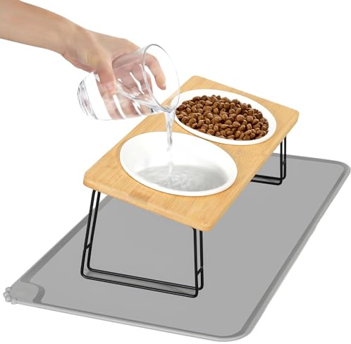 Otauoaea Gamelle Chat Surélevée, 2 Bols Chat Ceramique de Nourriture pour Chats et Petits Chiens avec Support 15° Incliné mit Tapis