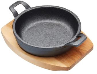 Artesà Miniature Cast Iron Casserole with Wooden Serving Board, Shallow Pot Style Oven Proof Skillet, for Gratin, Tapas, Curry and Meat, Induction Hob Safe, 6.5'' x 5'' x .5'', Round, Black